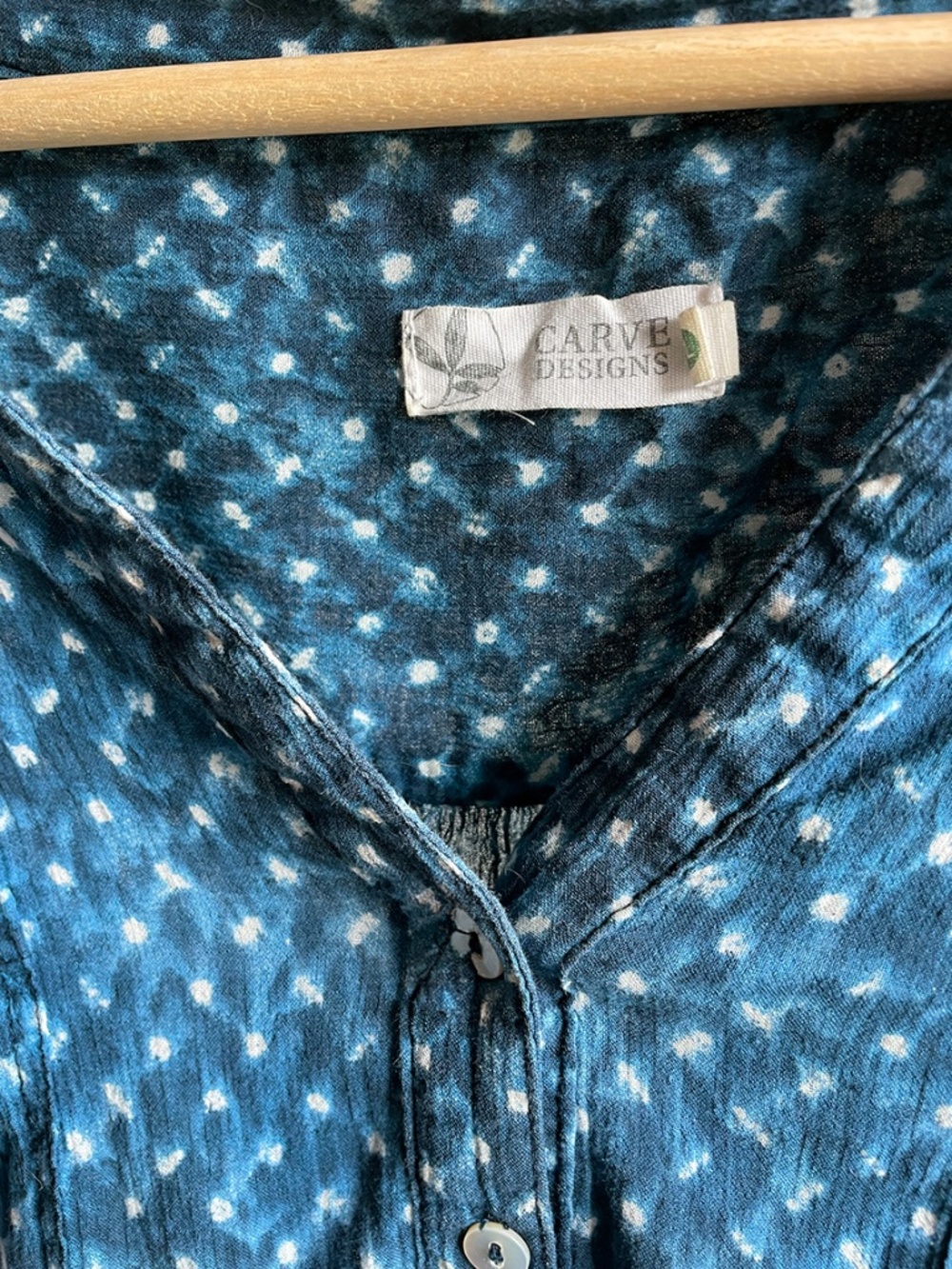 CARVE DESIGNS print blouse - Size XL - Picture 3 of 5